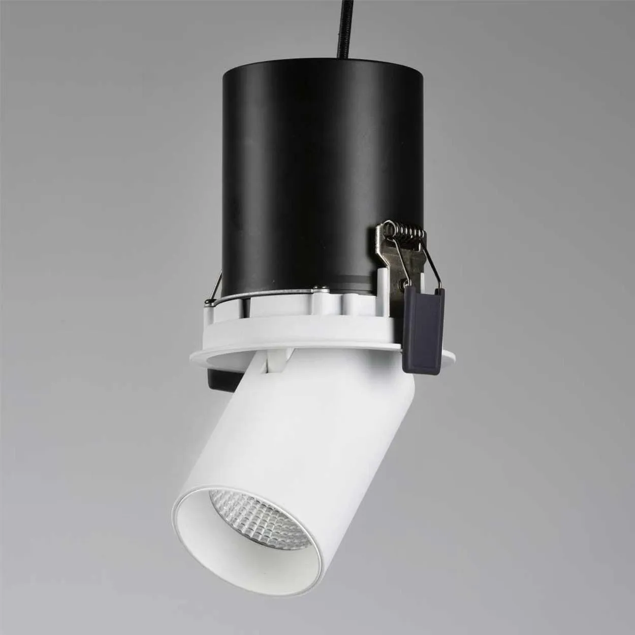 Ankur Euro Senior Pull-Out Round Recessed LED Downlight