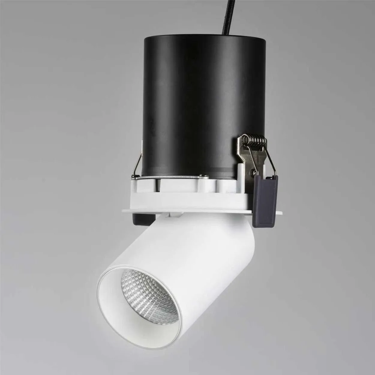 Ankur Euro Senior Pull-Out Round Recessed LED Downlight