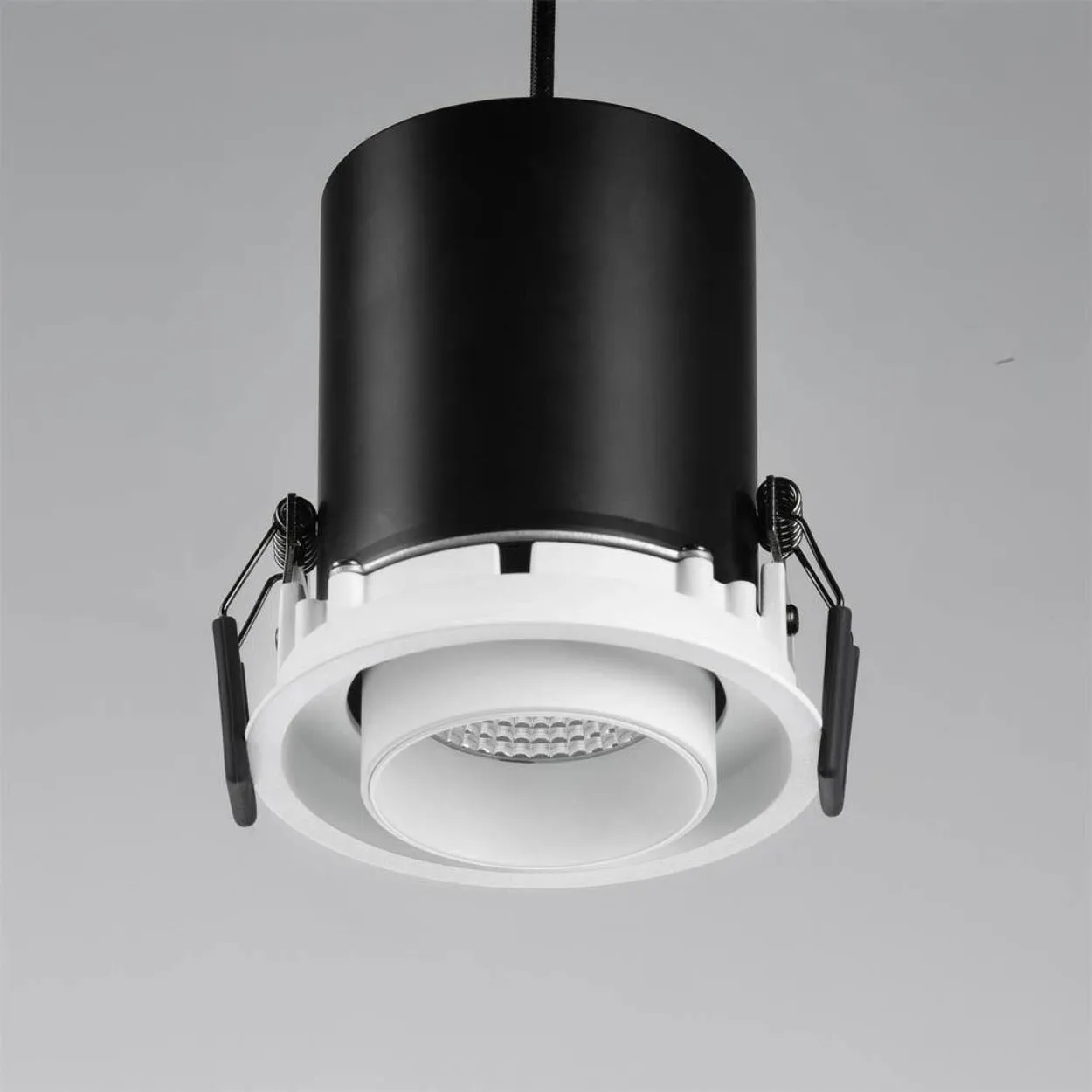 Ankur Euro Senior Pull-Out Round Recessed LED Downlight