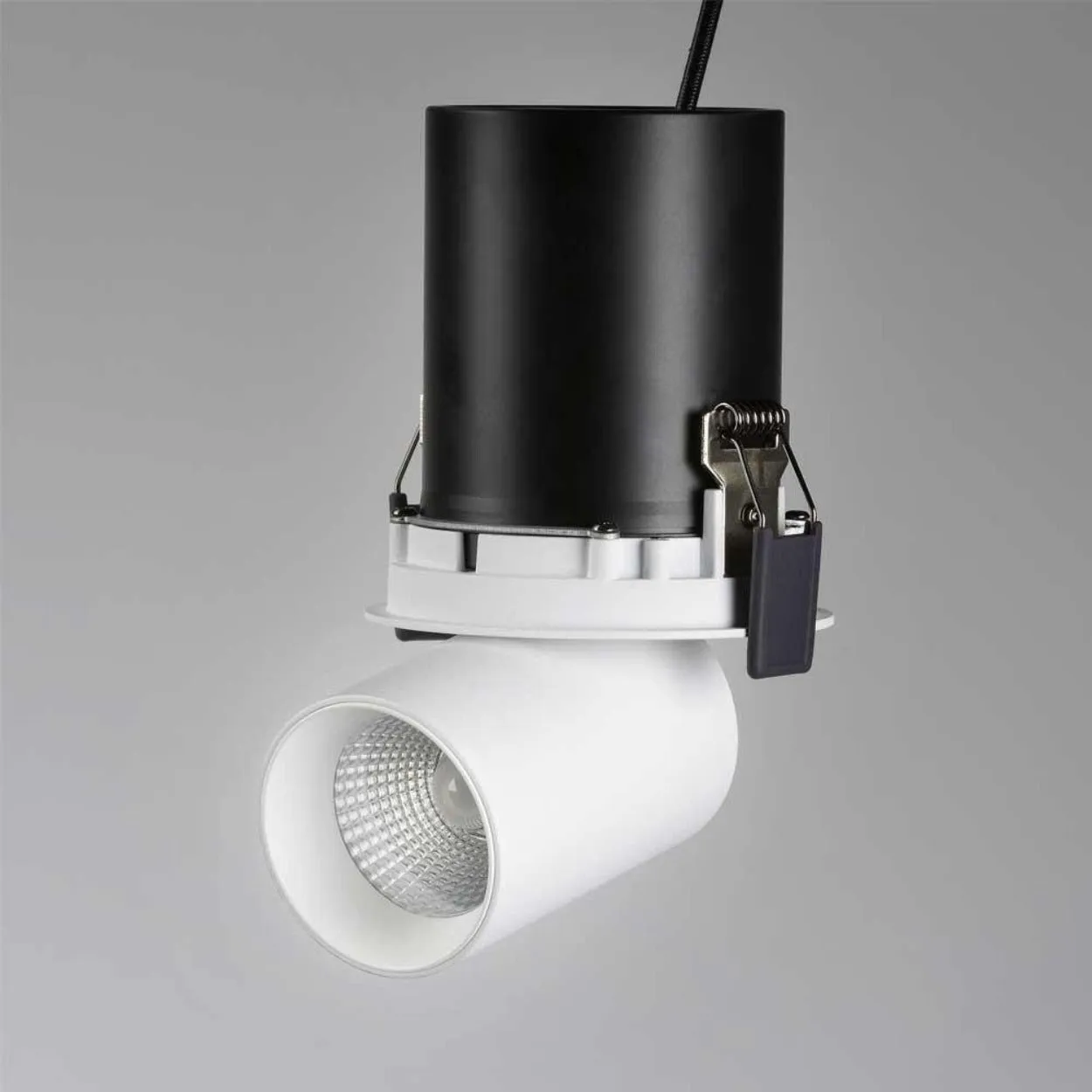 Ankur Euro Senior Pull-Out Round Recessed LED Downlight