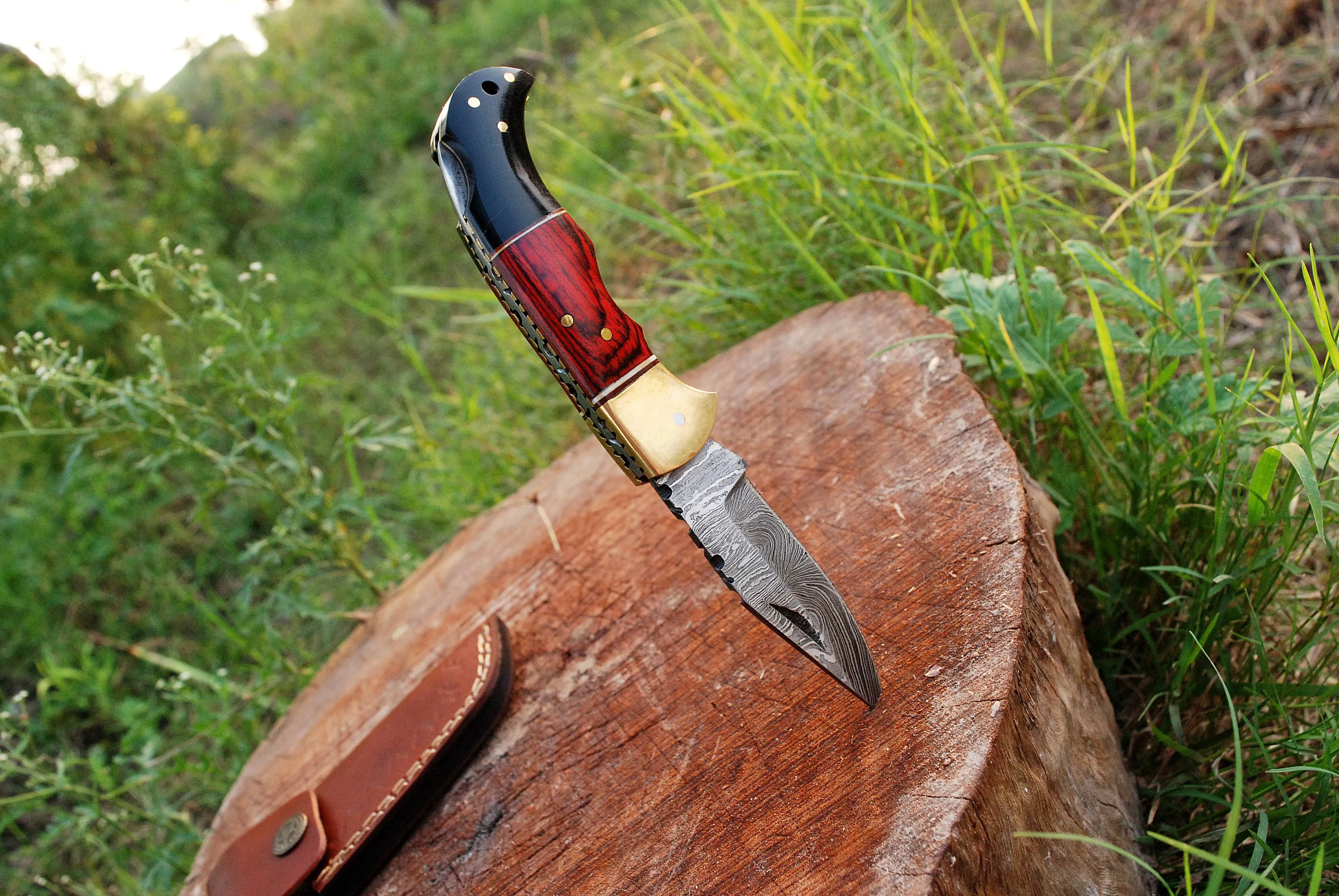 Custom Hand Made Damascus Hunting Folding Knife With Brass Bolster & Bull Horn Wood Handle x-133