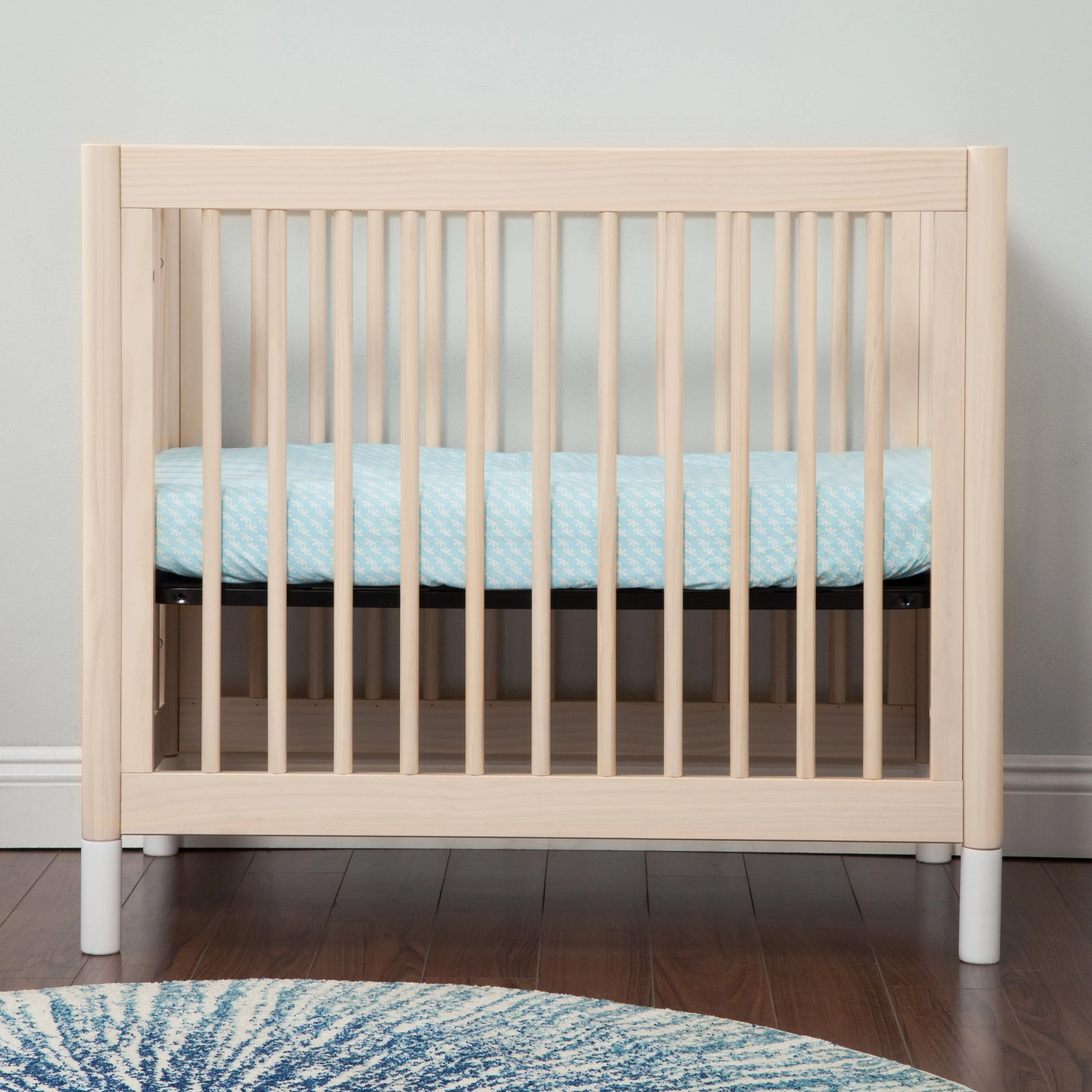 Gelato 4-in-1 Convertible Mini Crib