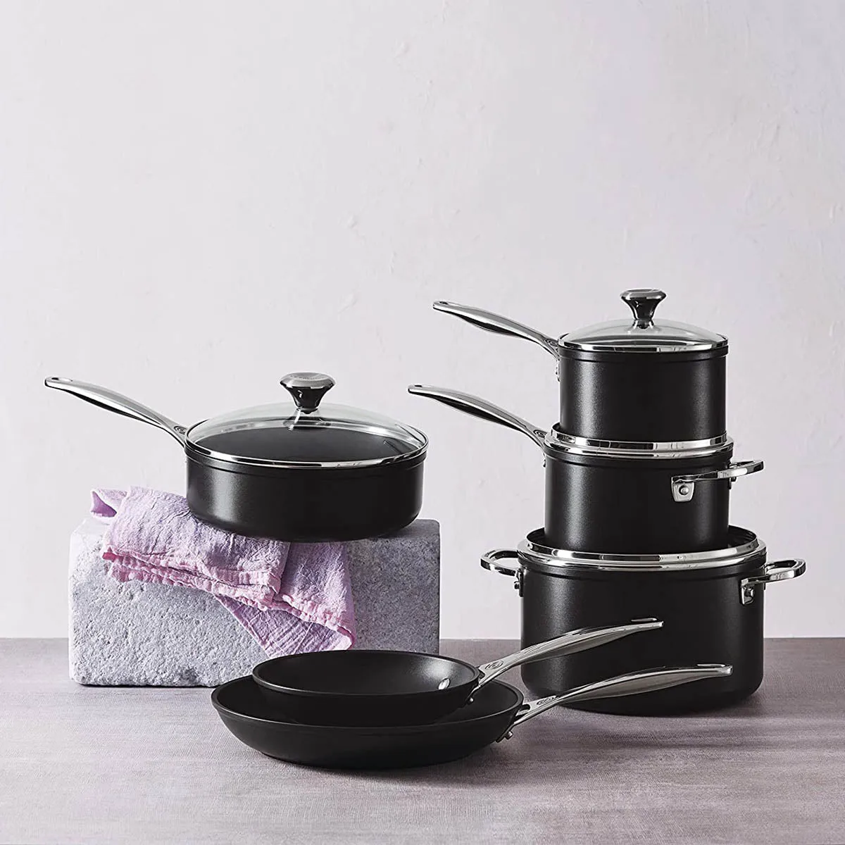 Le Creuset Toughened Nonstick PRO 13-Piece Cookware Set