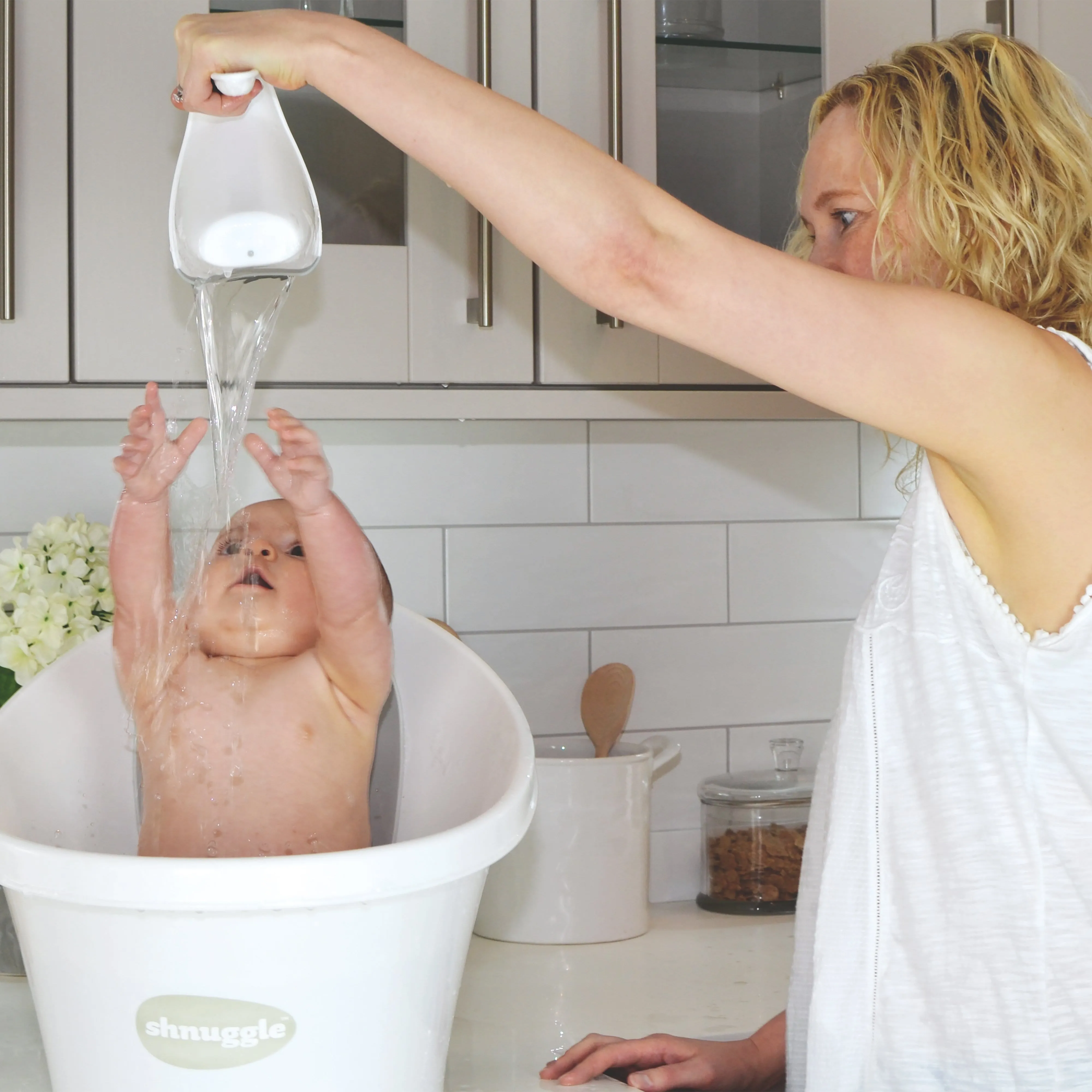 Shnuggle, Washy Bath Jug