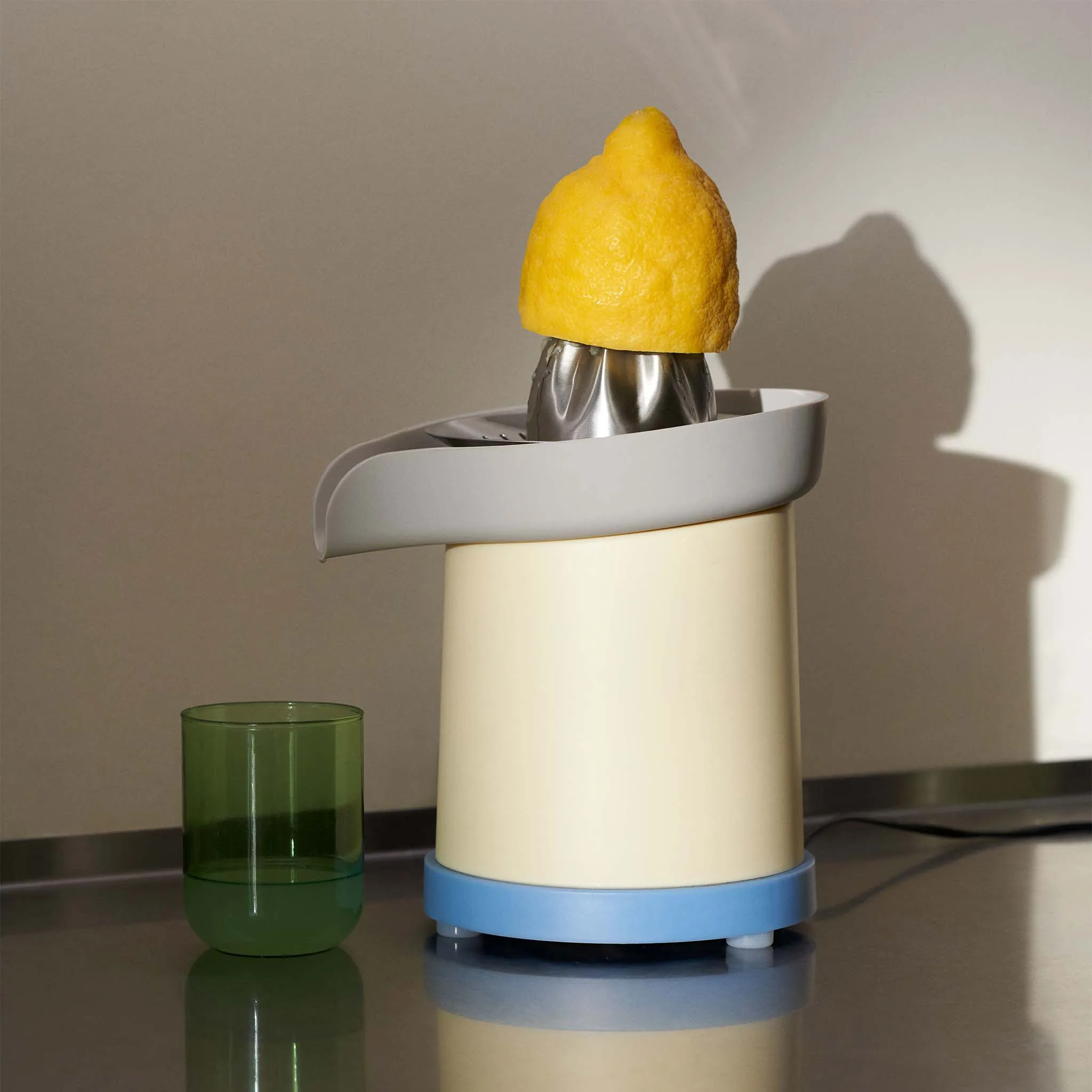 Sowden Juicer by George Sowden for Hay