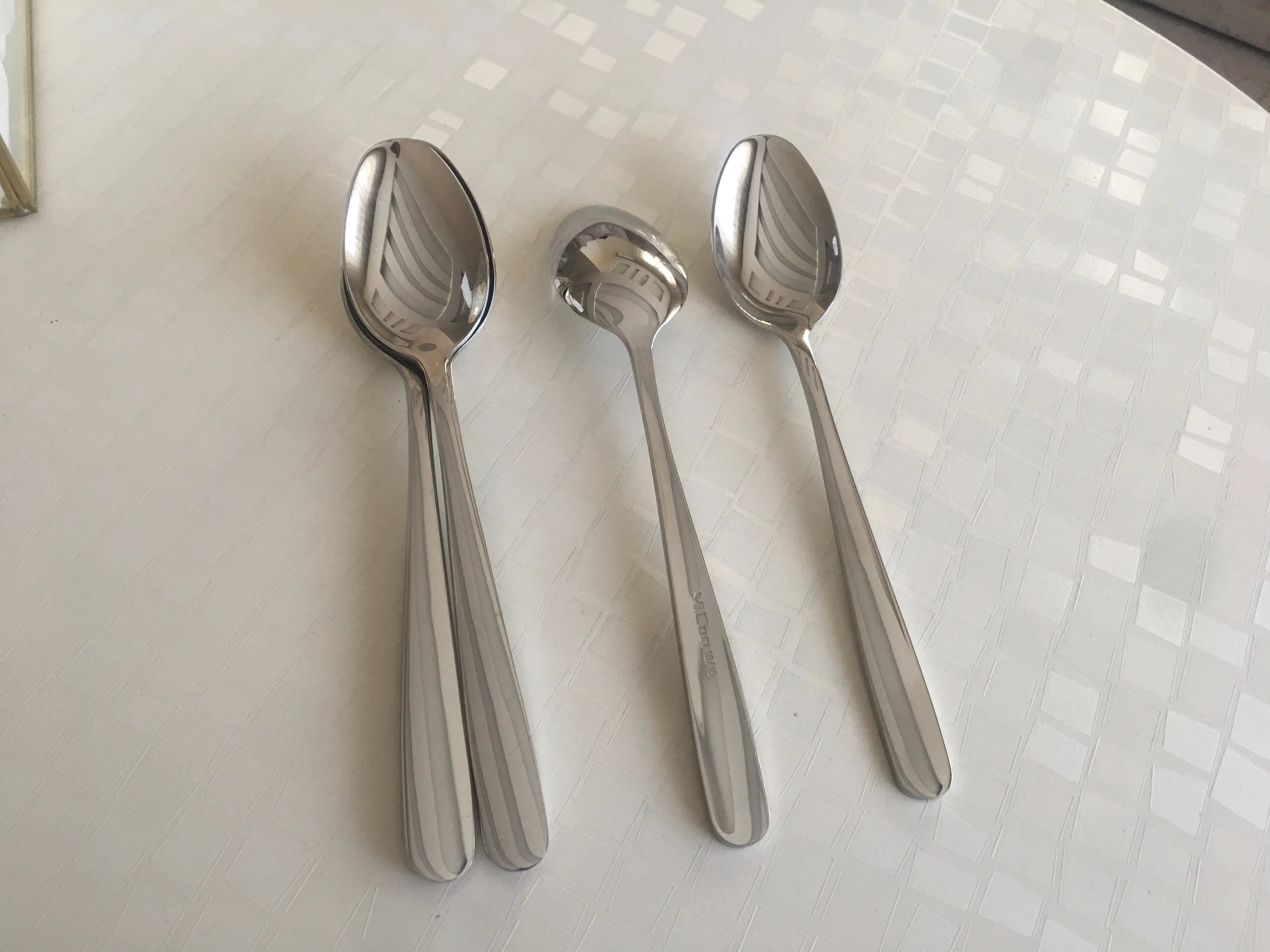 Stainless Spoon Set - (S179)