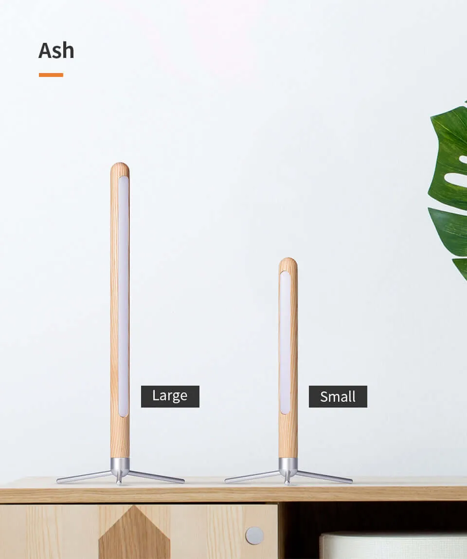 Vertical Wood Eye-Protection Desk Lamp